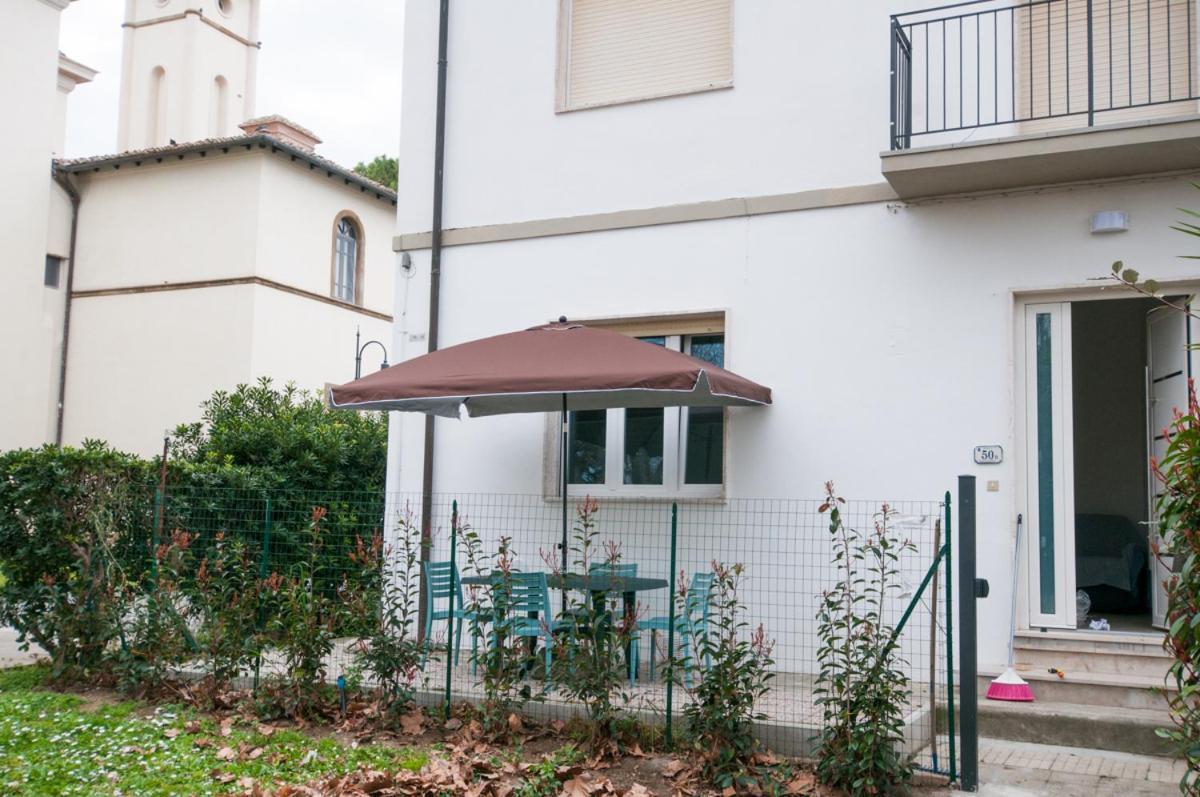 Vada Vacanze Exterior photo